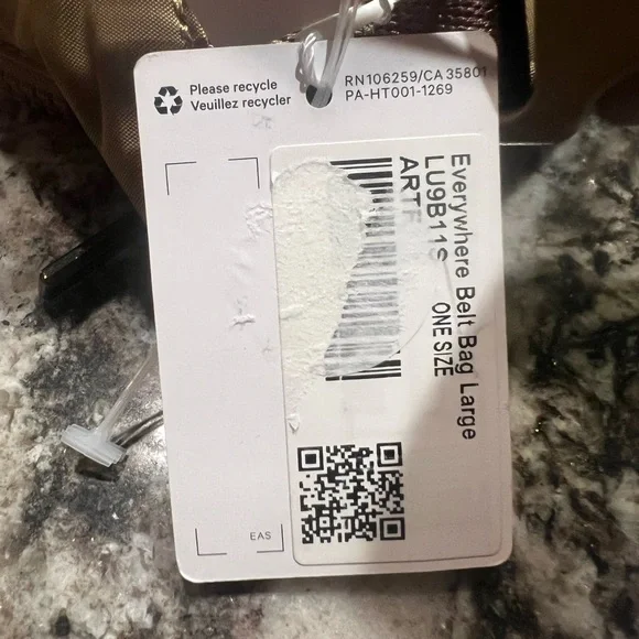 Lululemon Large Crossbody Belt Bag NWT - Picture 9 of 10